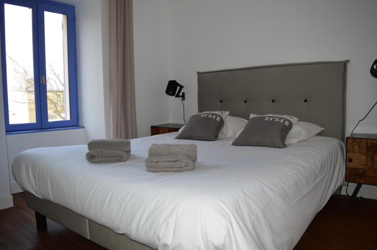 Les Volets Bleus - Duplex Proche Plage Et Centre Arromanches-les-Bains Exterior photo